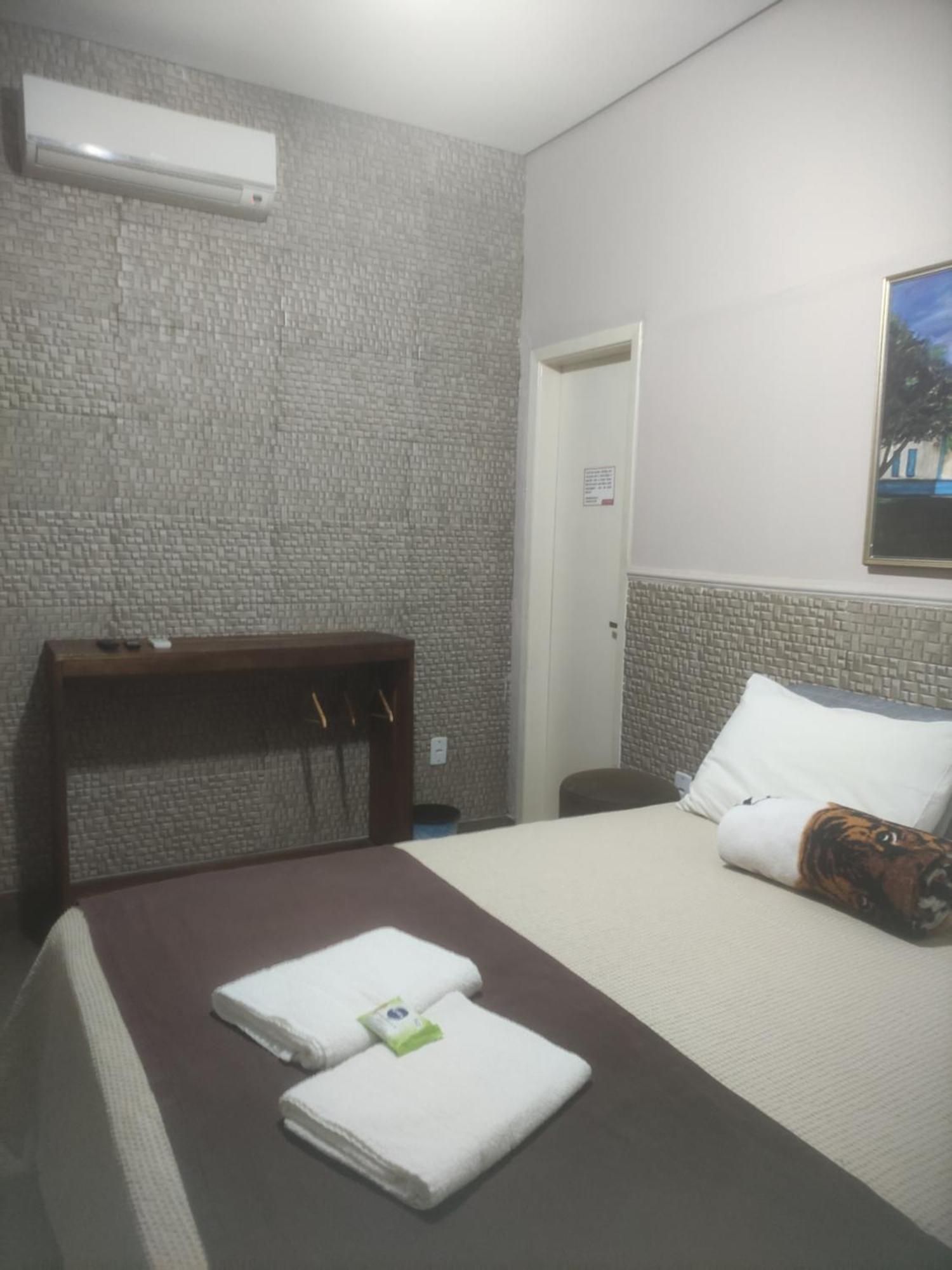 Pousada Da Gi Suites E Turismo Chapada dos Guimarães Exterior foto